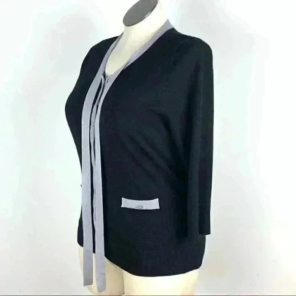 Red Womens sweater size XL black gray button down cardigan - Picture 4 of 7